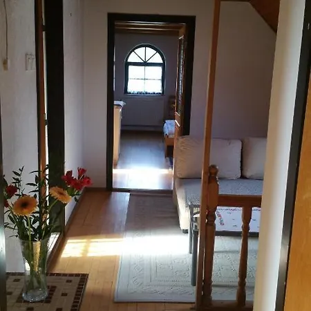 Gasthof Deru Vendeghaz Es Lovasudvar Fenyofo