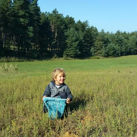 Deru Vendeghaz Es Lovasudvar