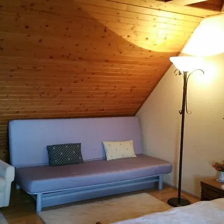 Gasthof Deru Vendeghaz Es Lovasudvar Fenyofo