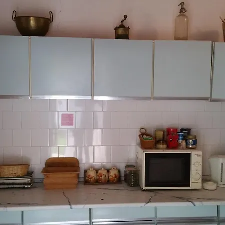 Deru Vendeghaz Es Lovasudvar Fenyofo