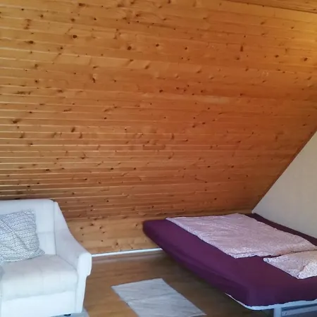 Deru Vendeghaz Es Lovasudvar Guest house Fenyofo