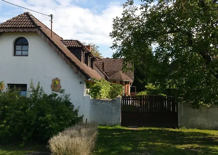 Derű és Lovasudvar 3* Fenyőfő
